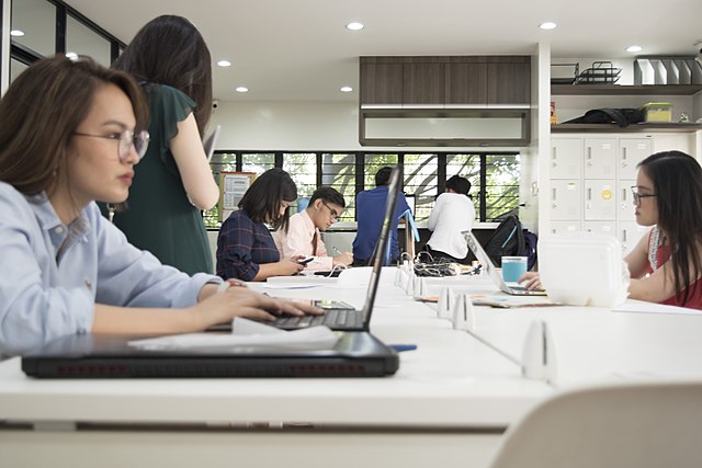 SEO in the AI Era: Evolving for Long-Term Success 2 640px BotBros AI Office picture 1